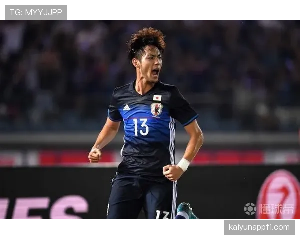 香川真司直塞穿透力提升:中场调度如何撕开防线? 香川真司直塞穿透力提升:中场调度如何撕开防线?